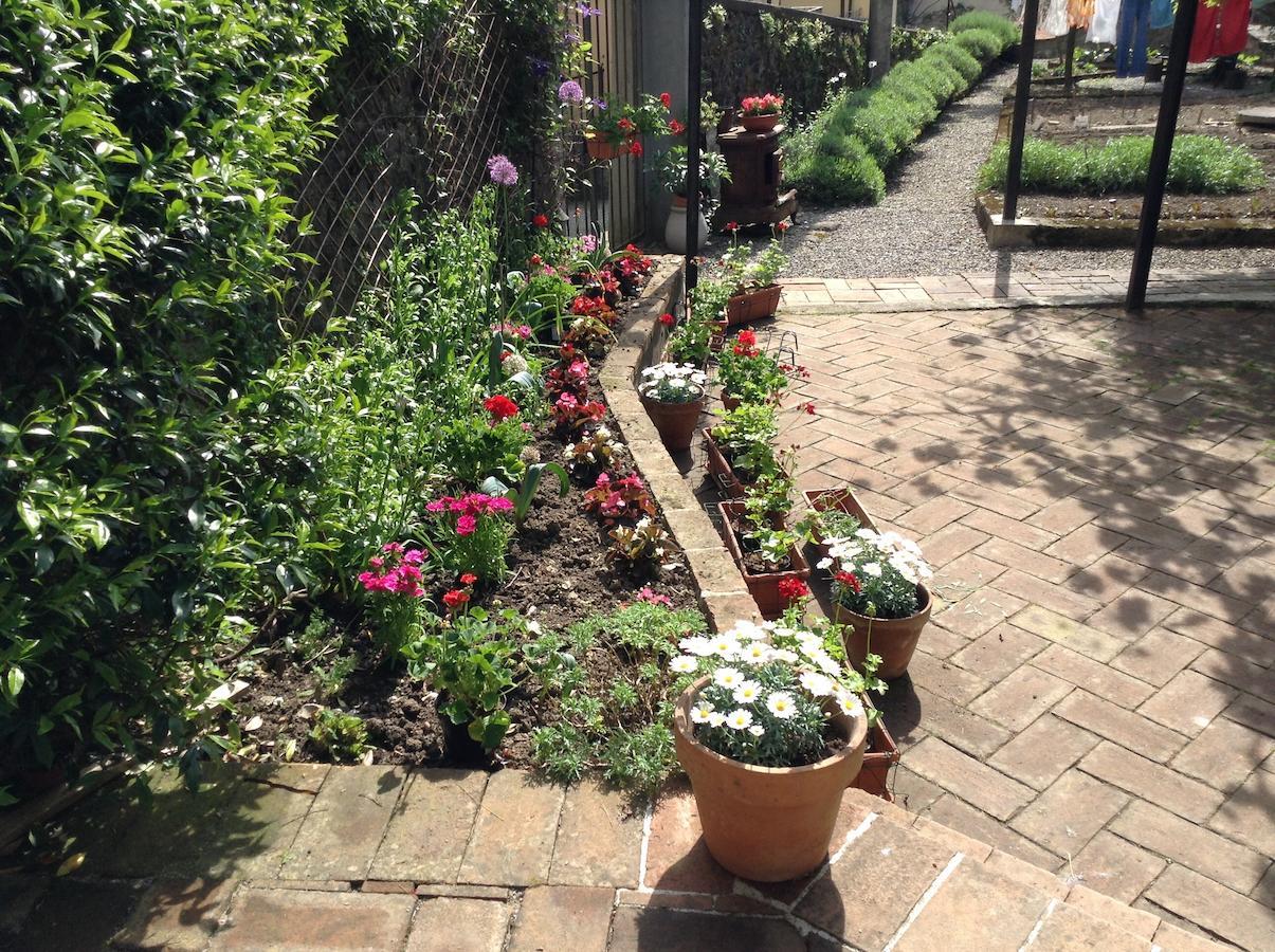 Casa Fontana Tuscany B&B Barga Exteriör bild