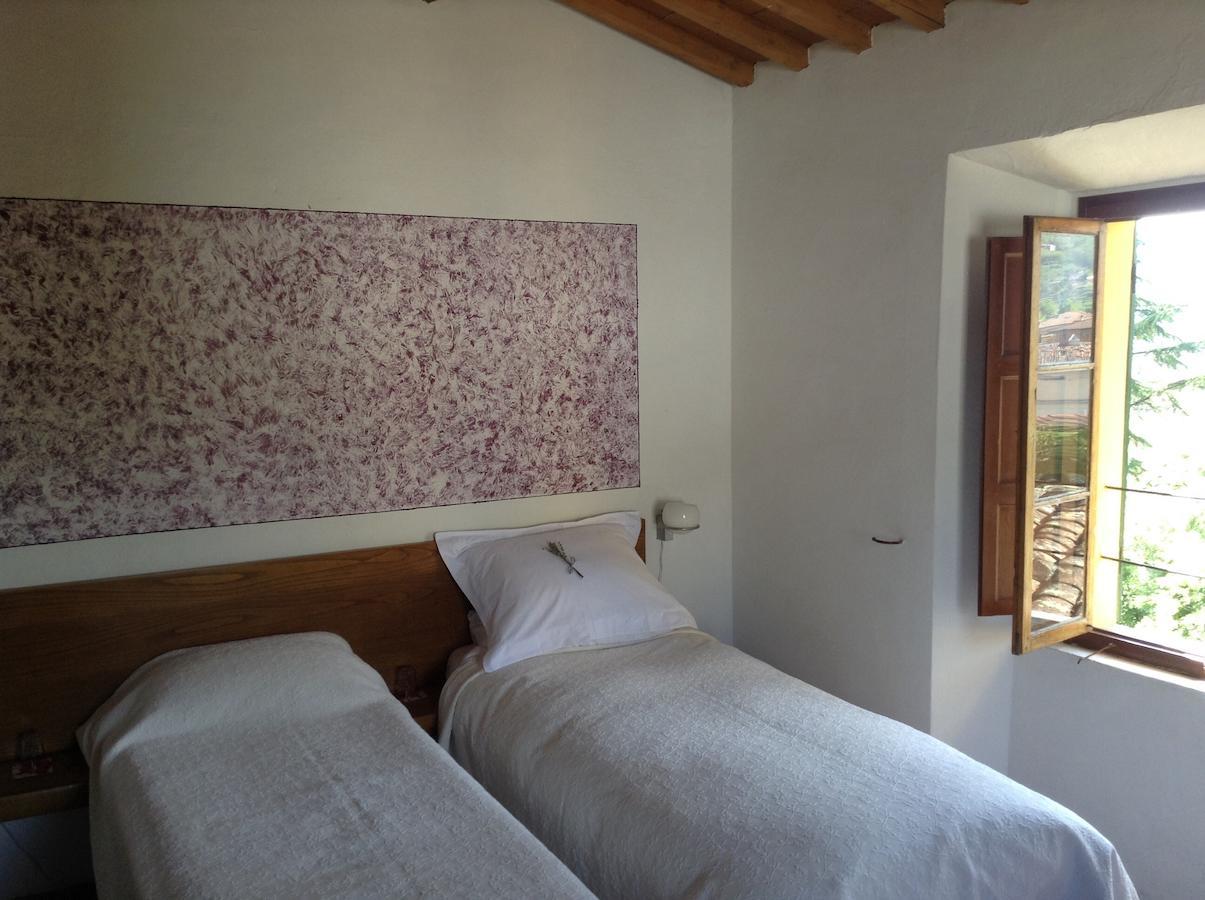 Casa Fontana Tuscany B&B Barga Rum bild