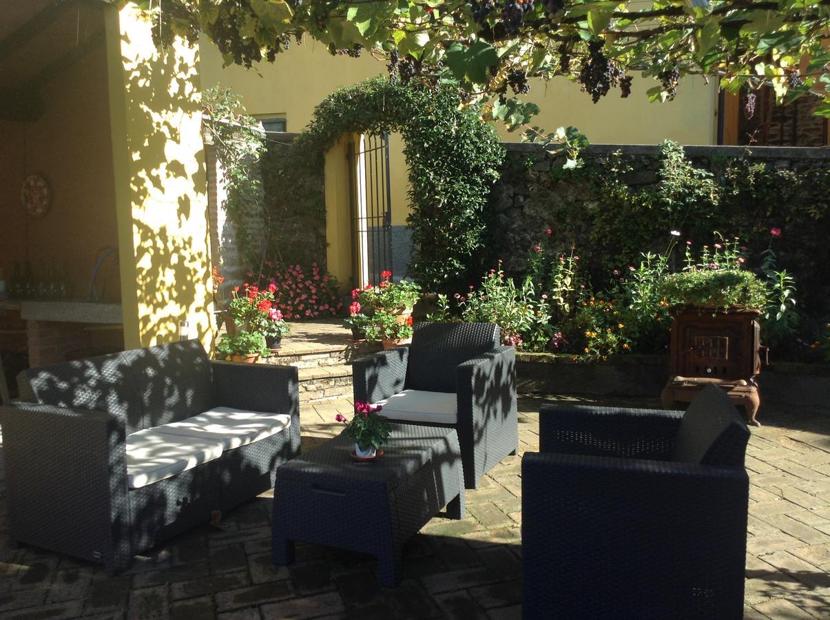 Casa Fontana Tuscany B&B Barga Exteriör bild